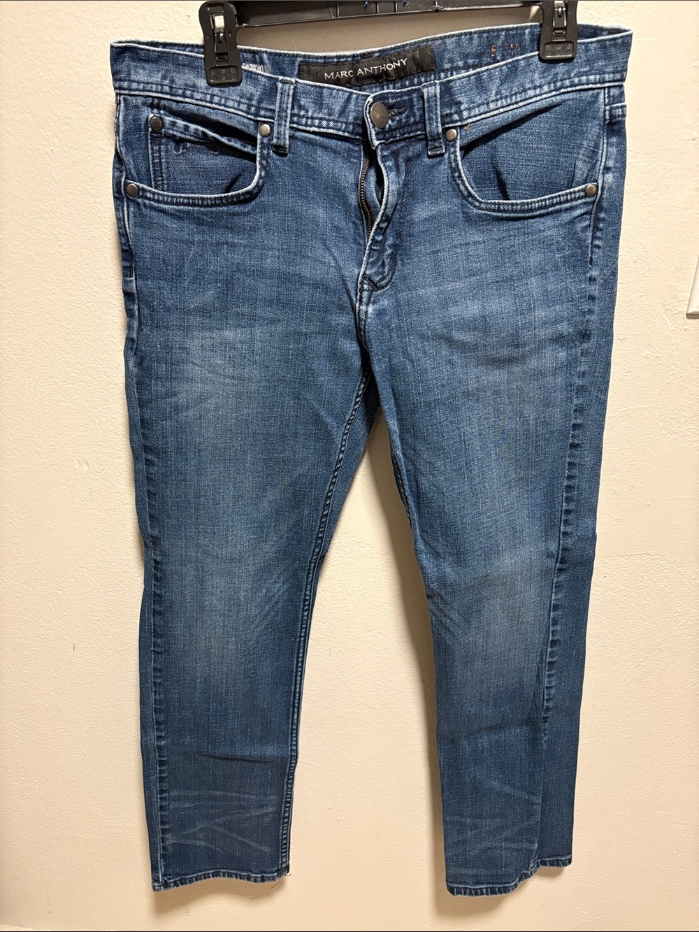 Marc Anthony Men’s Medium Blue Slim Straight Jeans